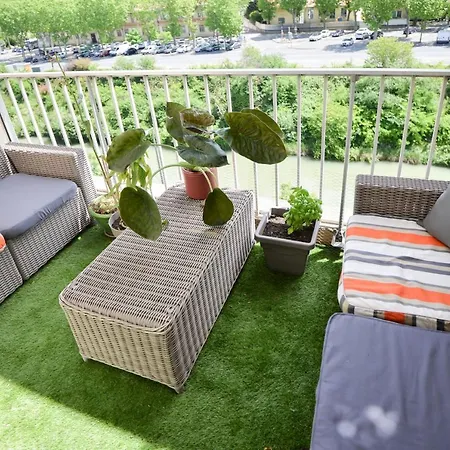 Balcon Sur Canal